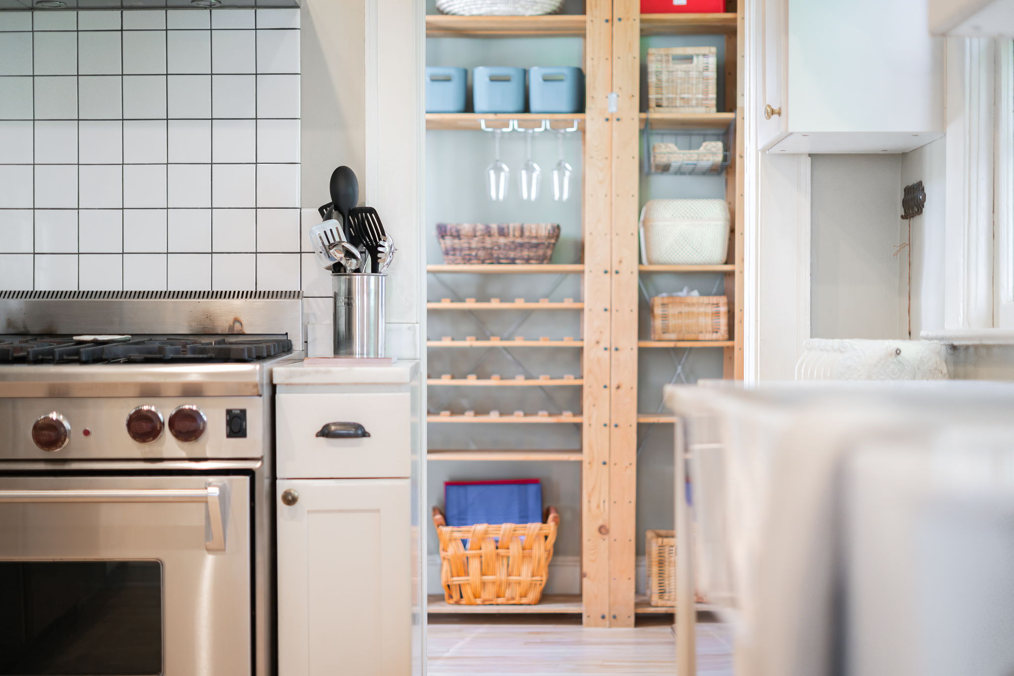 Kitchen Range Pantry